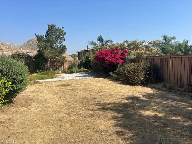 729 Bailey Lane, San Jacinto, California 92582