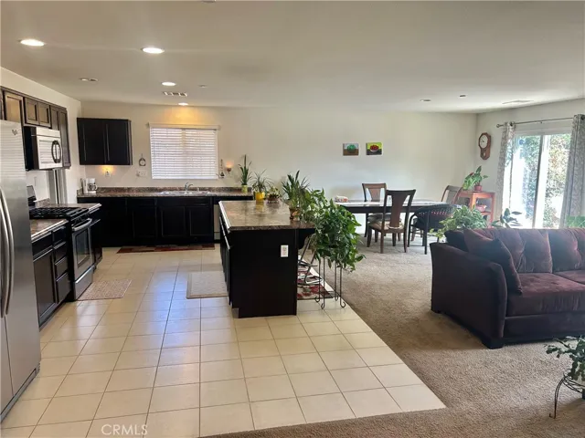 729 Bailey Lane, San Jacinto, California 92582