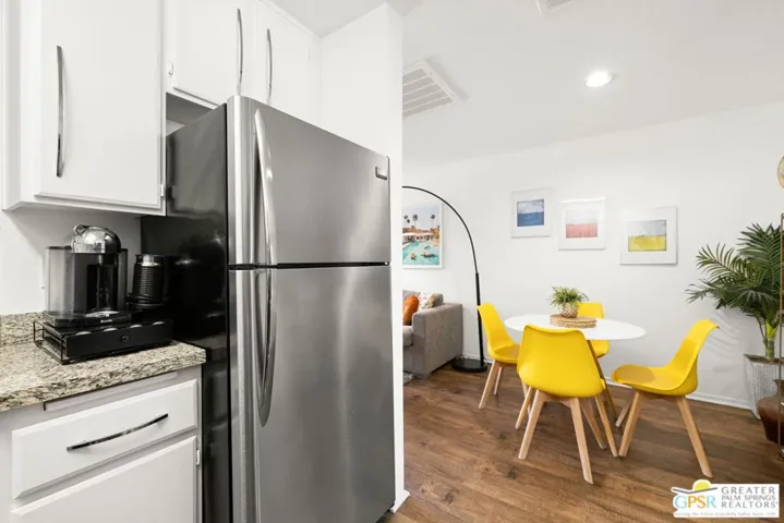 470 S Calle Encilia B15, Palm Springs, California 92262
