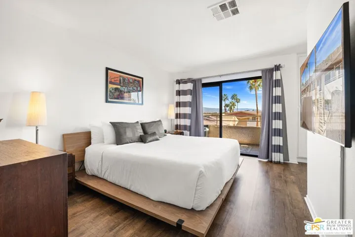 470 S Calle Encilia B15, Palm Springs, California 92262