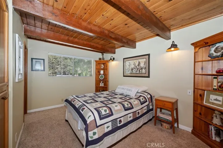 334 Highland Drive, Lake Arrowhead, California 92352