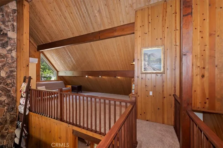 334 Highland Drive, Lake Arrowhead, California 92352