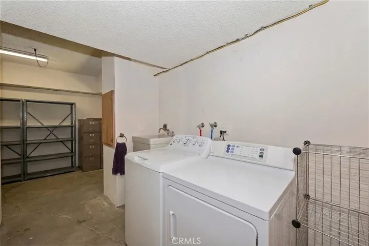 334 Highland Drive, Lake Arrowhead, California 92352