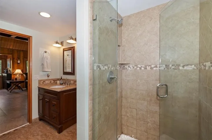 334 Highland Drive, Lake Arrowhead, California 92352