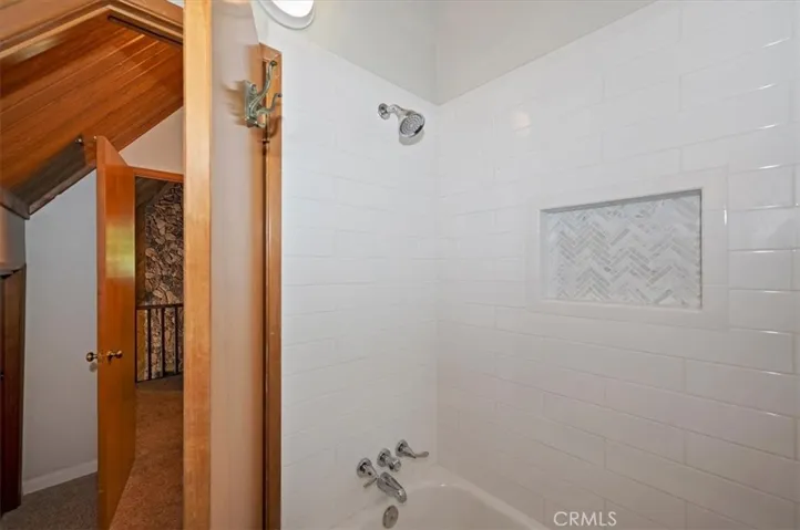 334 Highland Drive, Lake Arrowhead, California 92352