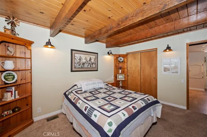 334 Highland Drive, Lake Arrowhead, California 92352