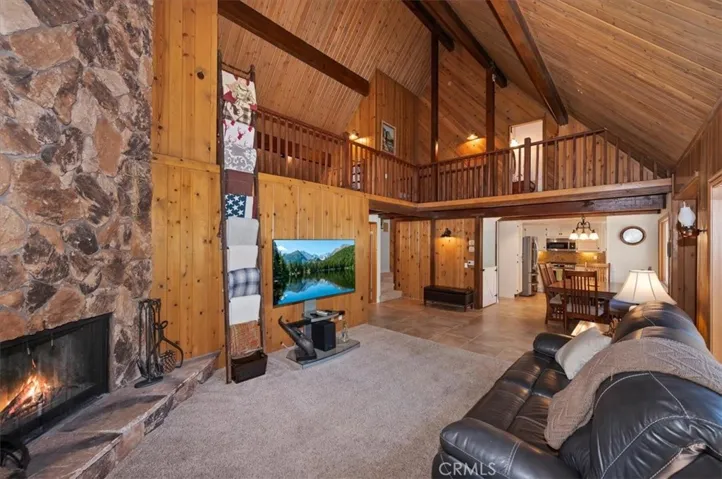 334 Highland Drive, Lake Arrowhead, California 92352