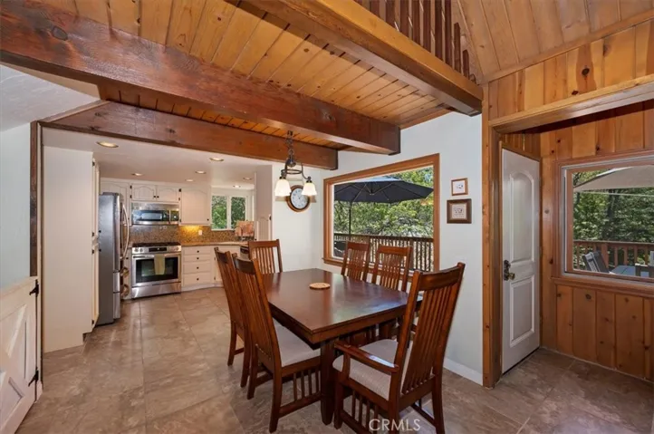 334 Highland Drive, Lake Arrowhead, California 92352