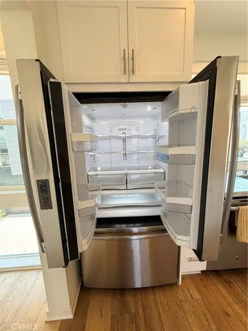 Refridgerator comes with home