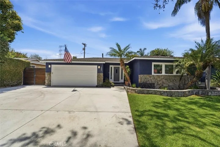 1842 Stevely Avenue, Long Beach, California 90815