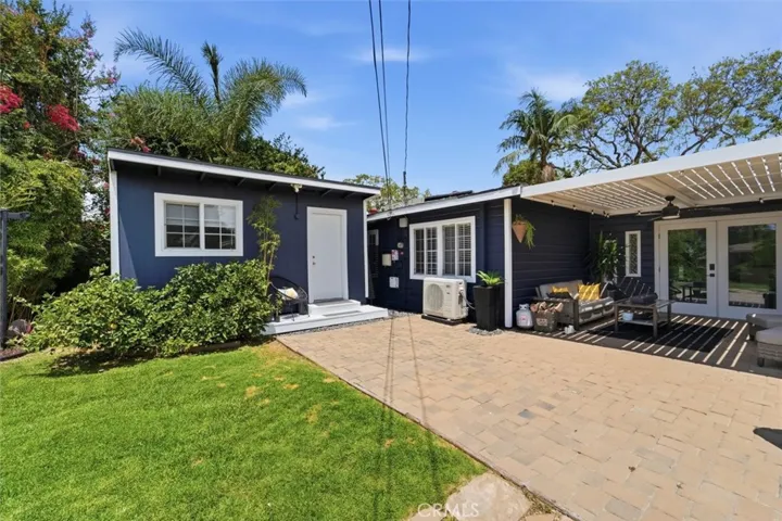 1842 Stevely Avenue, Long Beach, California 90815
