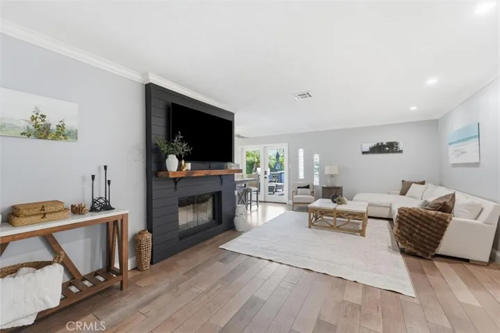 1842 Stevely Avenue, Long Beach, California 90815