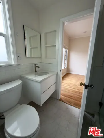 378 S La Jolla Avenue, Los Angeles, California 90048