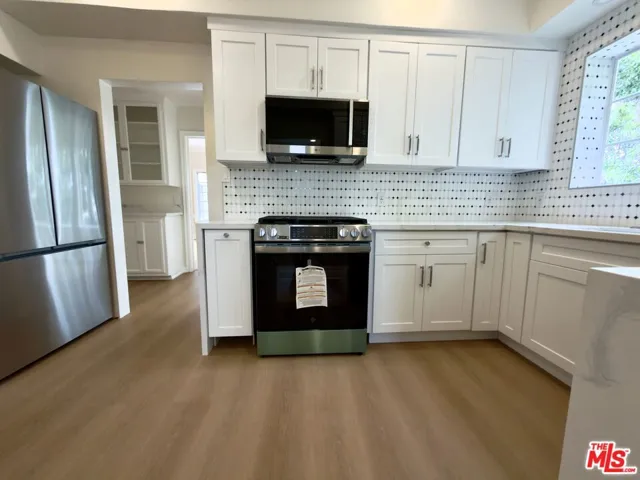 378 S La Jolla Avenue, Los Angeles, California 90048
