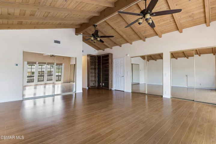 2624 Velarde Dr  -  HsHProd-32