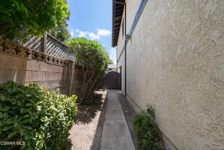 2624 Velarde Dr  -  HsHProd-36