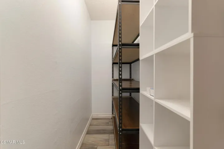 2624 Velarde Dr  -  HsHProd-16