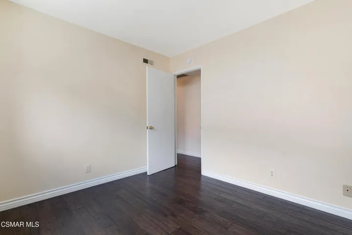 2624 Velarde Dr  -  HsHProd-9