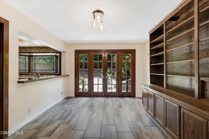 2624 Velarde Dr  -  HsHProd-23