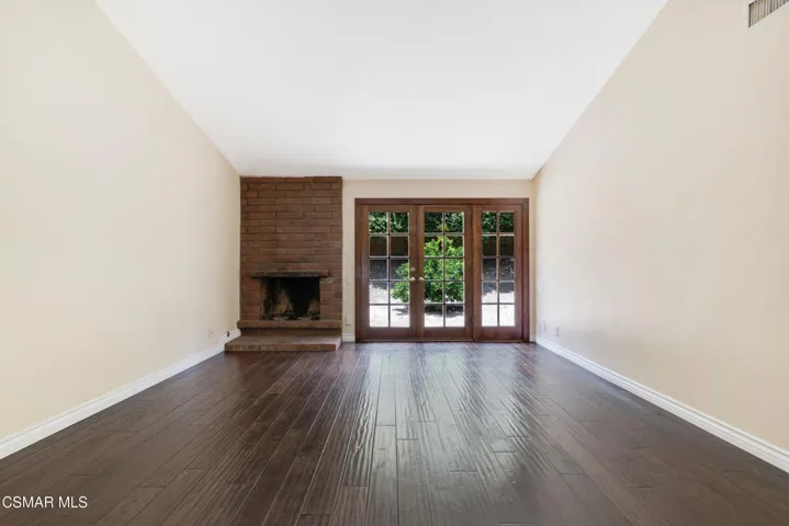 2624 Velarde Dr  -  HsHProd-12