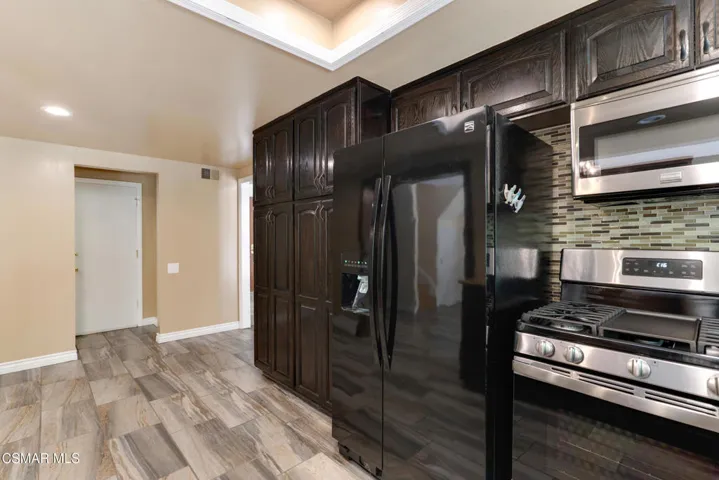 2624 Velarde Dr  -  HsHProd-20