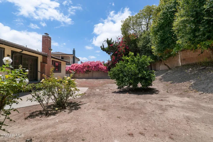 2624 Velarde Dr  -  HsHProd-38