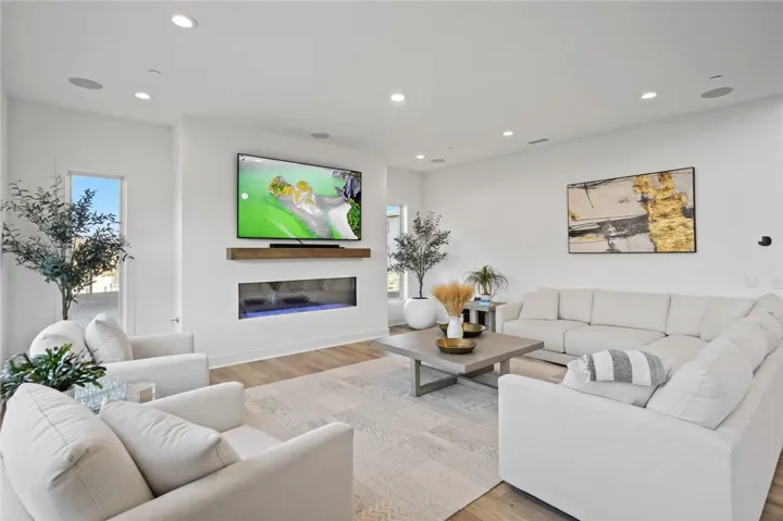 20133 Galway Ln, Porter Ranch, California 91326