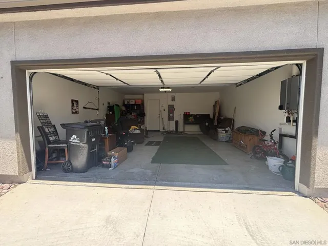 312 Zest Lane, Fallbrook, California 92028