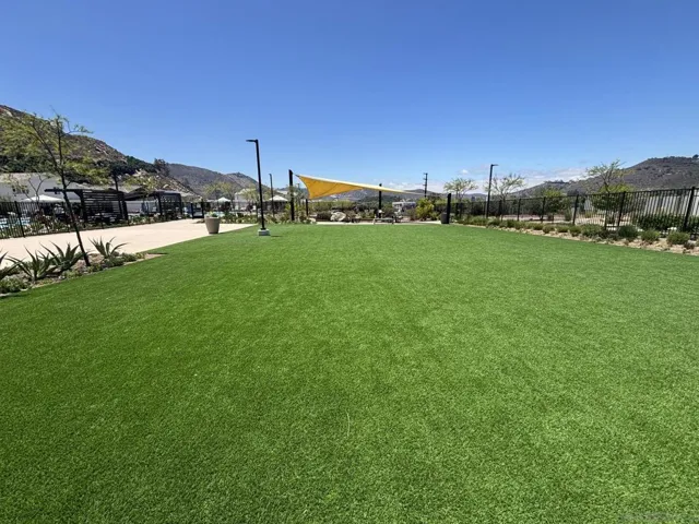 312 Zest Lane, Fallbrook, California 92028