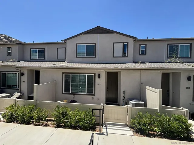 312 Zest Lane, Fallbrook, California 92028