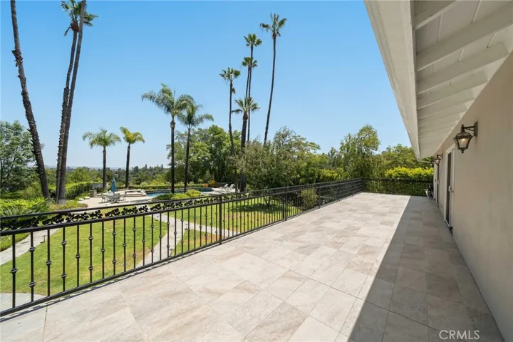 5012 Sanlo Place, Woodland Hills, California 91364