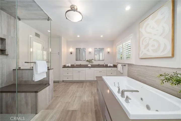 5012 Sanlo Place, Woodland Hills, California 91364