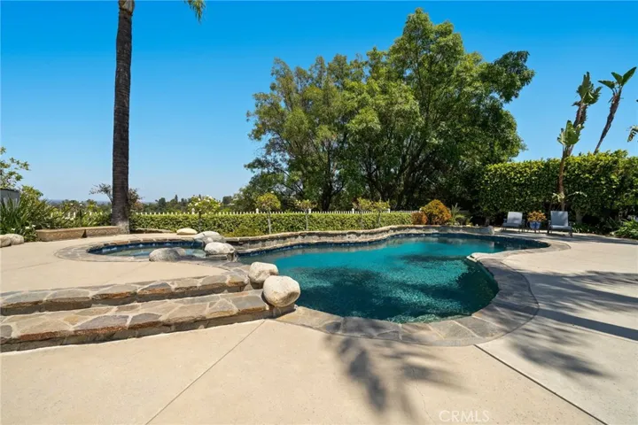 5012 Sanlo Place, Woodland Hills, California 91364