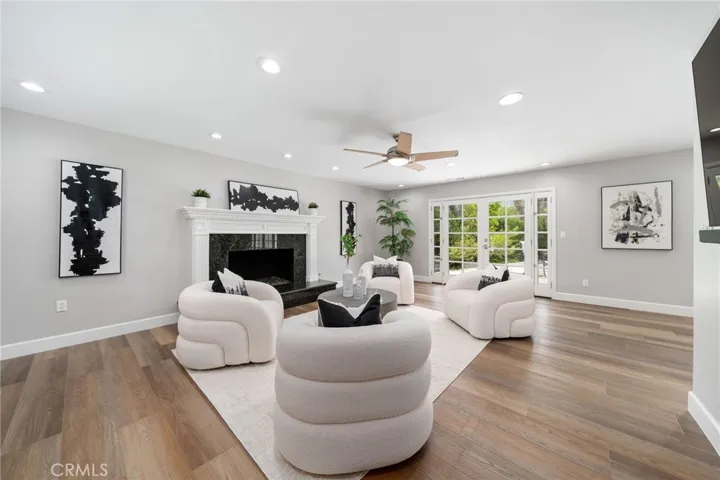 5012 Sanlo Place, Woodland Hills, California 91364