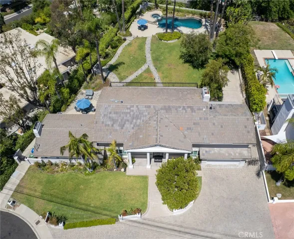 5012 Sanlo Place, Woodland Hills, California 91364