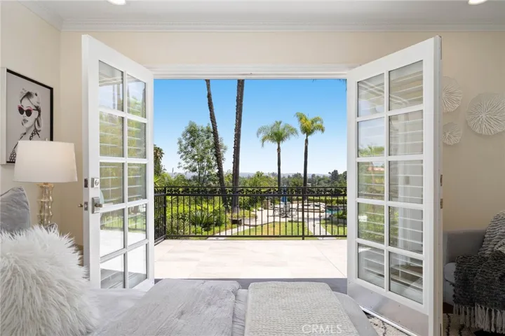 5012 Sanlo Place, Woodland Hills, California 91364
