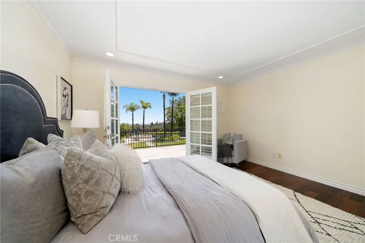 5012 Sanlo Place, Woodland Hills, California 91364