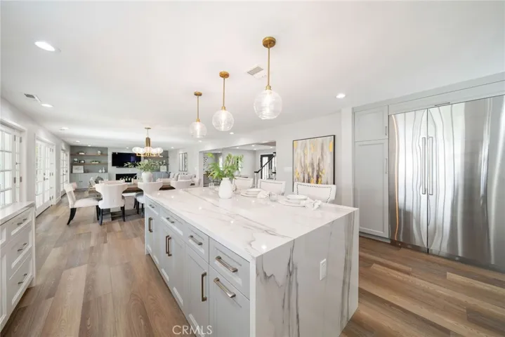 5012 Sanlo Place, Woodland Hills, California 91364