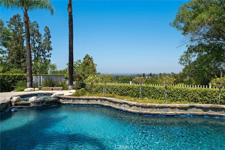 5012 Sanlo Place, Woodland Hills, California 91364
