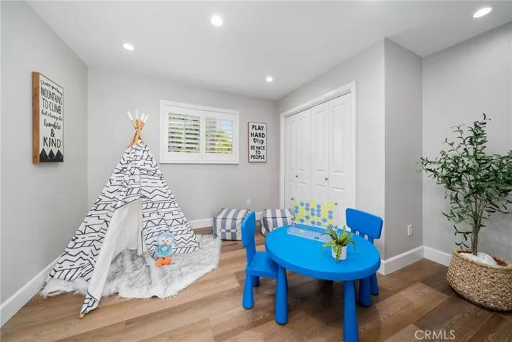 5012 Sanlo Place, Woodland Hills, California 91364