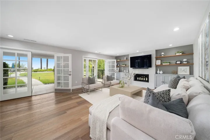 5012 Sanlo Place, Woodland Hills, California 91364