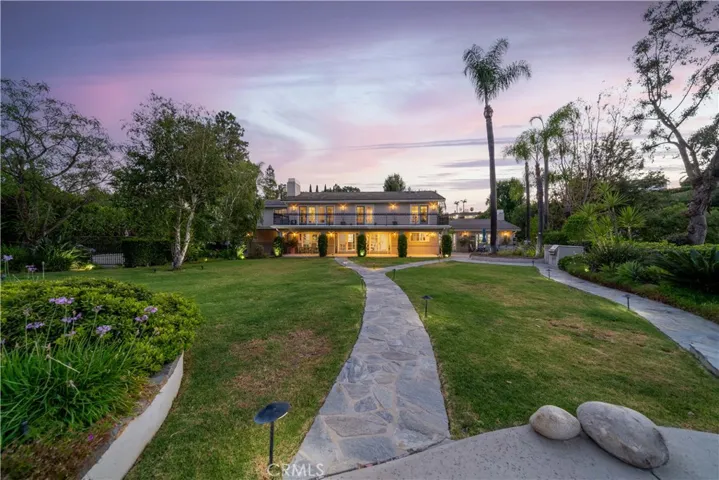 5012 Sanlo Place, Woodland Hills, California 91364