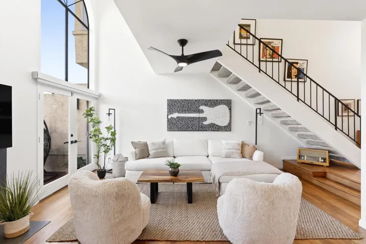 530 San Andres Drive, Solana Beach, California 92075