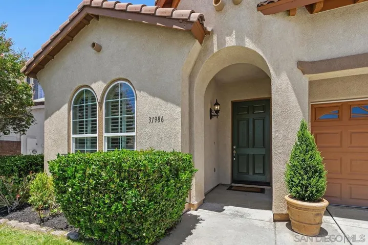 31986 Calle Balareza, Temecula, California 92592