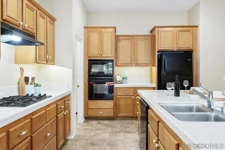 31986 Calle Balareza, Temecula, California 92592