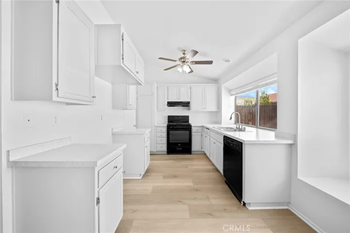 42 Whirlaway, Perris, California 92571