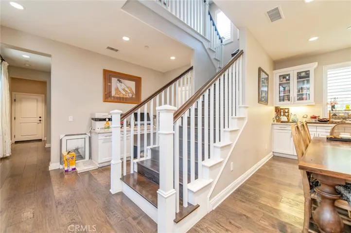 220 Barnes Road, Tustin, California 92782