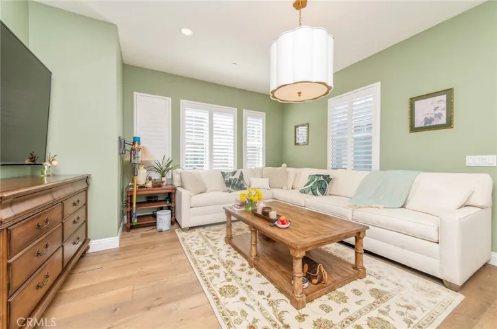 220 Barnes Road, Tustin, California 92782