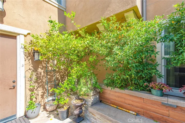 220 Barnes Road, Tustin, California 92782