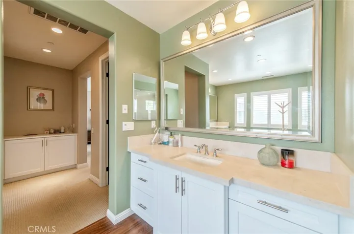 220 Barnes Road, Tustin, California 92782